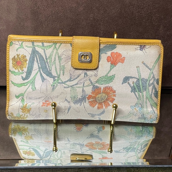 Vintage Gucci floral long wallet